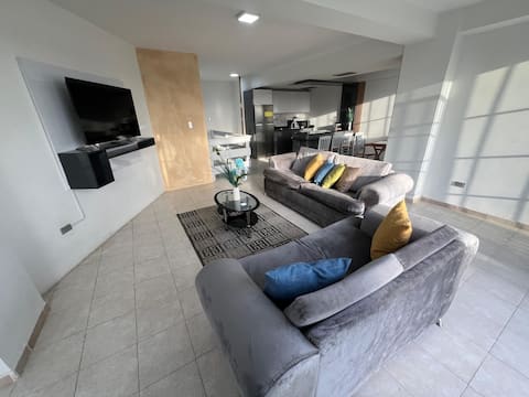 Beach Apartment 12 people Power Gen and Wifi