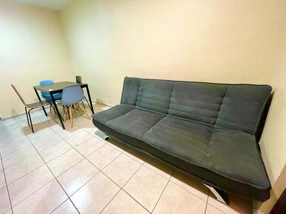 Top performing Airbnb: 21 minutes from the airport in Juárez, Nuevo León in Ciudad Benito Juárez