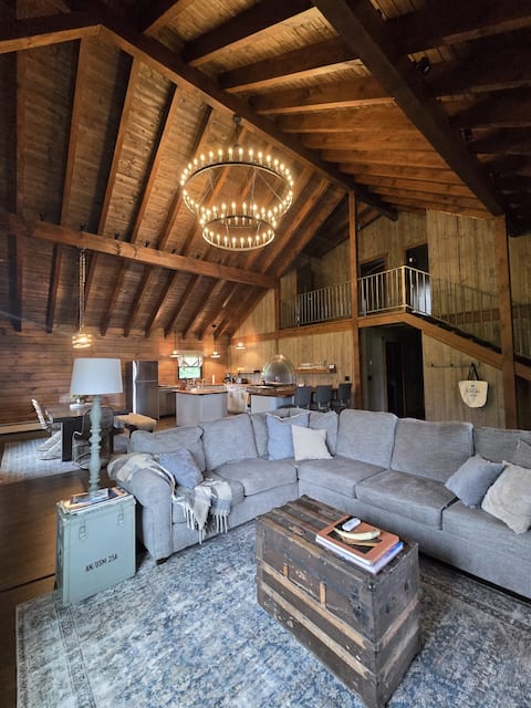 The Grey Pine Lodge