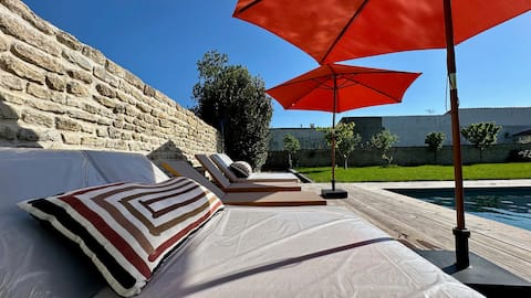 Slow-Life seaside estate between land and sea