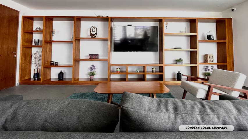 IU6|6BR|Condesa | local co | Group Travel