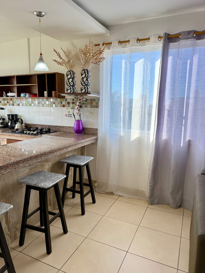Hermoso Departamento Cerca De Todo! - Manta