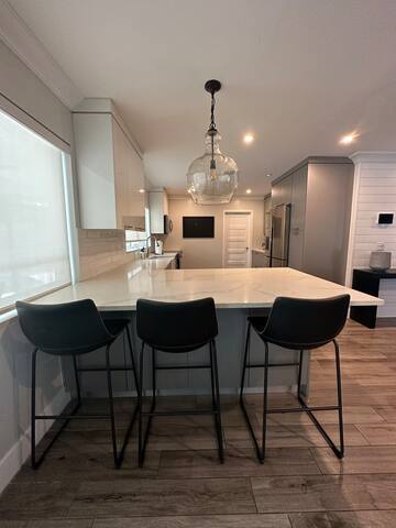 New urban 3 bedroom 2.5 bath gallery image 5