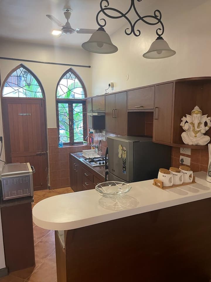 Full kitchen image 3