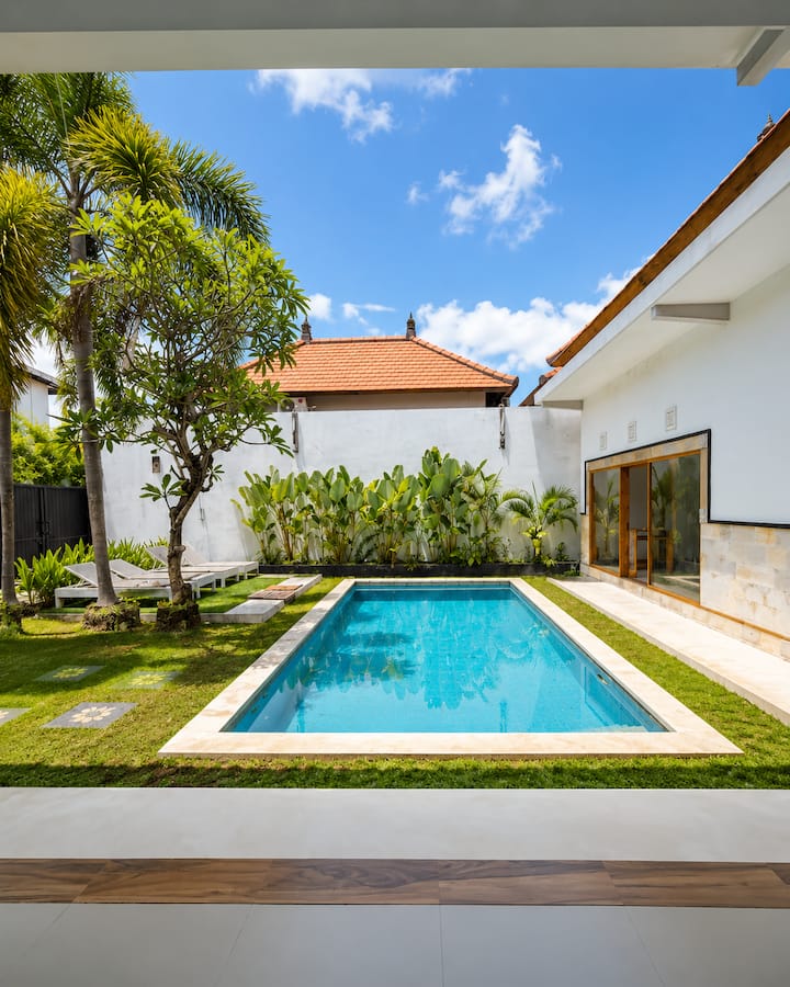 Best Location 3bdr Seminyak - 3 Min From Beach Clubs! - Seminyak