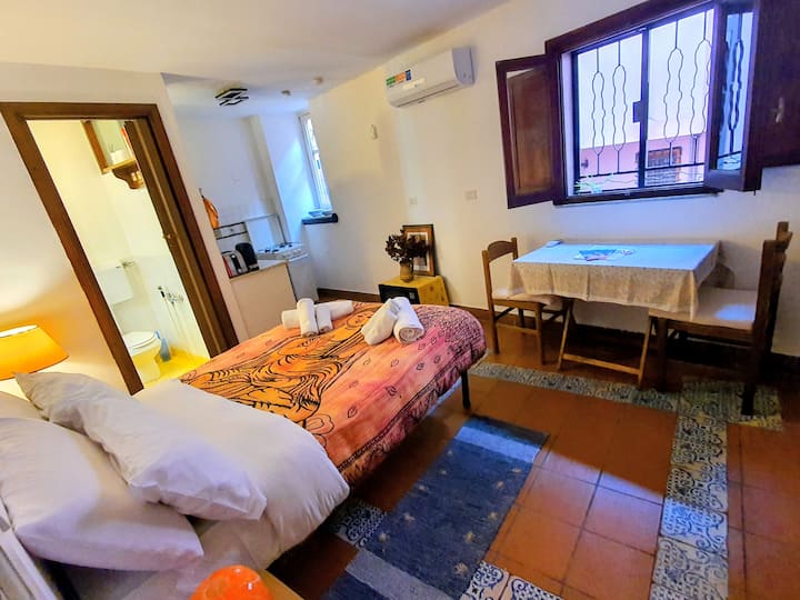 Silenzioso Studio In Centro - Palerme