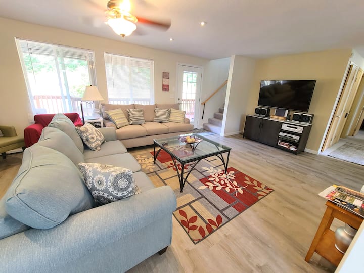 Serene Whole-home Relaxing Countryside Retreat - McMinnville, OR