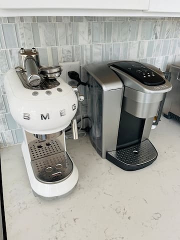 Home w/ Fenced Yard in Edgehill gallery image 4