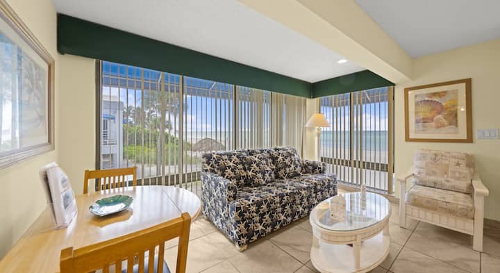 Gulf Front Studio Retreat, Ground Floor - Longboat Key, FL