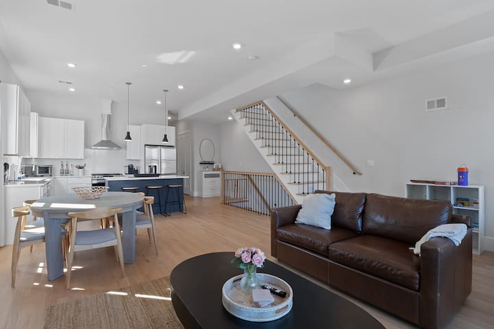 The Arlo – NEW Stay Close To NYC/MetLife gallery image 2