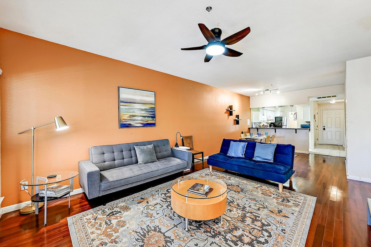 Sebule yenye vitanda viwili vya sofa