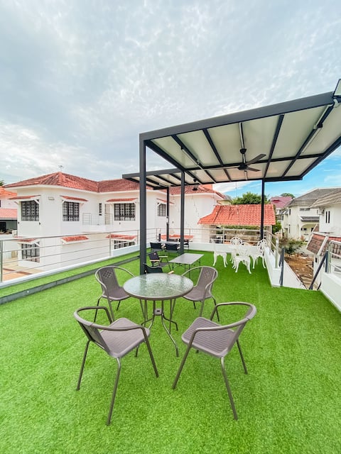 Big Group Villa | KTV | BBQ | 7Cars 7BR | 18+pax