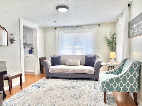 Successful Airbnb property: Granny's House in Montgomery