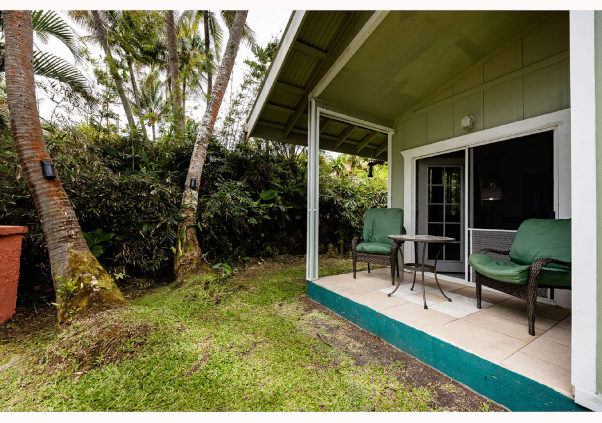 Whale House @ Kehena Beach-by lava fields/beaches - Image 23
