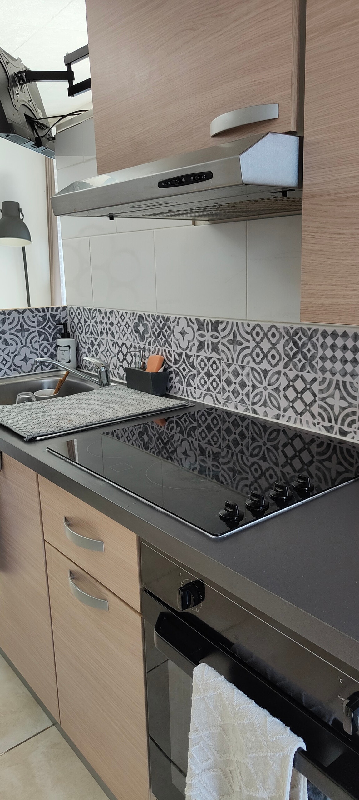 Proprietà Airbnb di successo: Charming studio with private courtyard a Gard