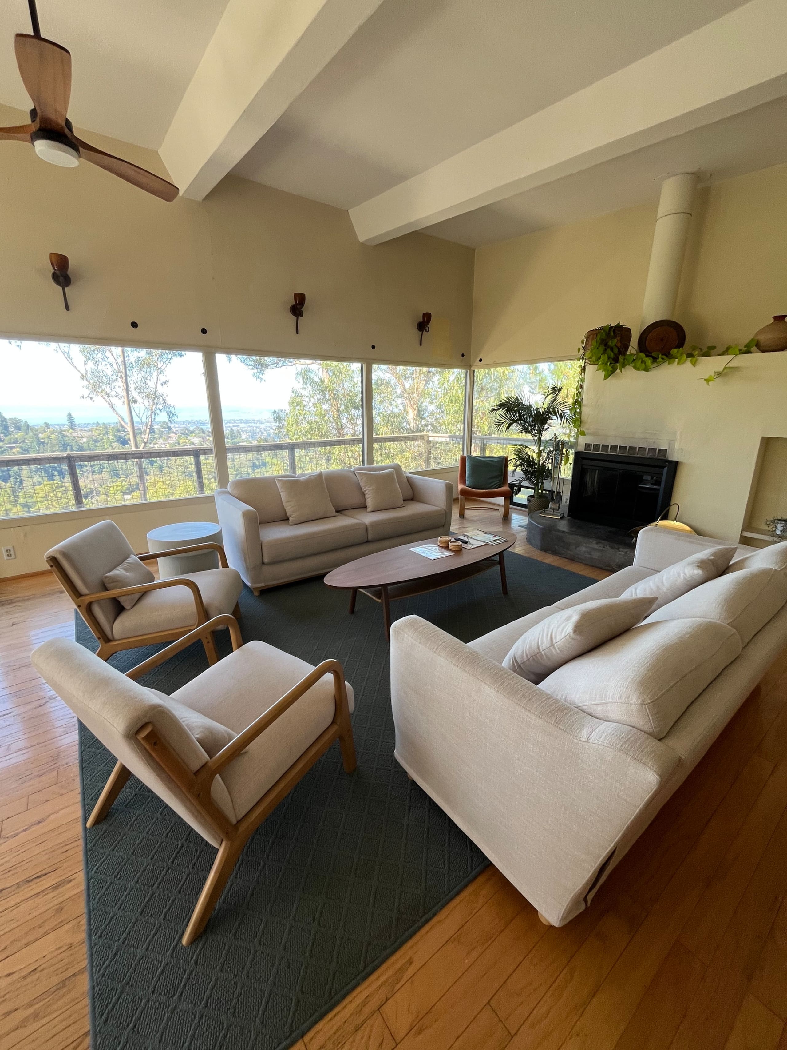 Oakland Hills Bay-View Retreat Near Redwoods - Main photo