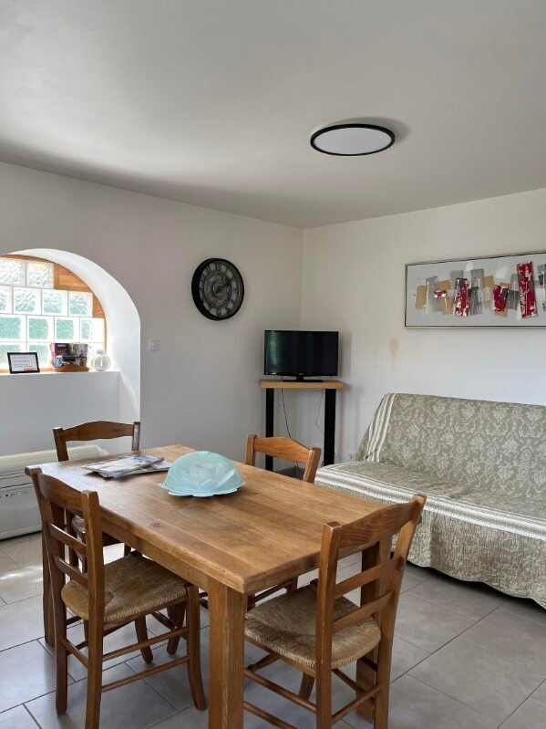 Successful Airbnb property: gite La cabane in Aubenas