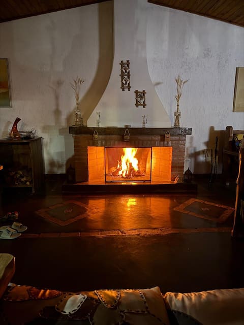 Successful Airbnb property: House in the Serra with Fireplace and Pool | Wine Route in São Roque