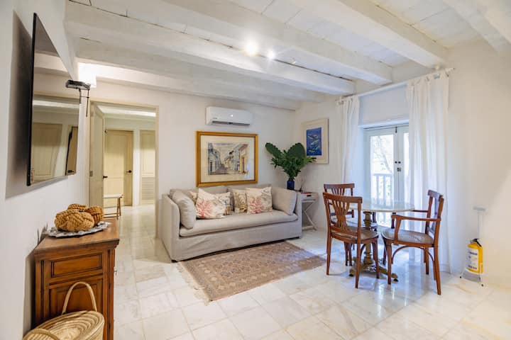 Cozy & Modern Loft In Historical City Center - Cartagena, Colombia