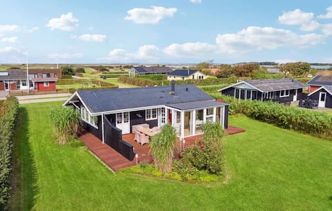 Beautiful summer house in Gjellerodde