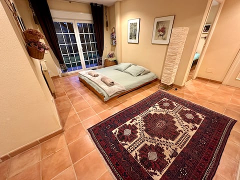 Popular Airbnb listing: Family Room on Lower Ground Floor at Casa Caliche in San Sebastián De Los Reyes