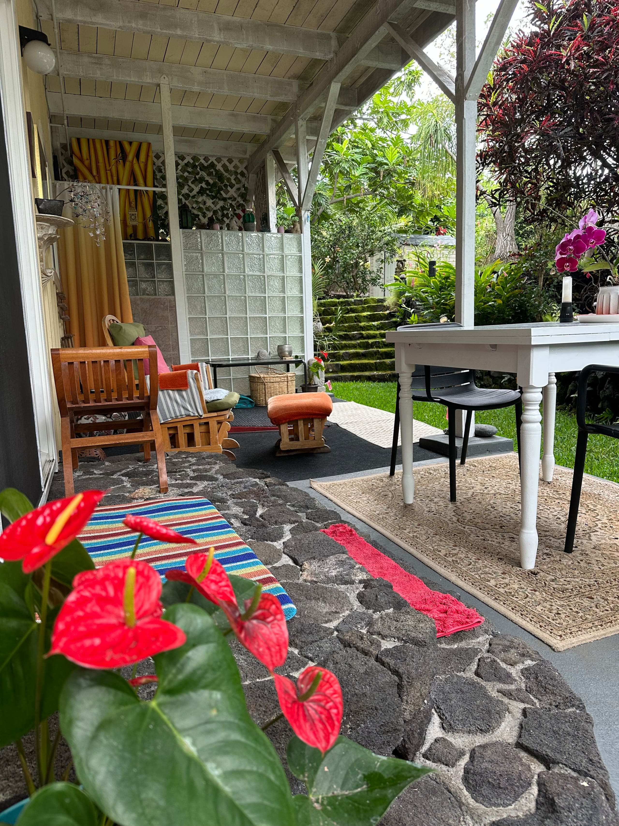 Home in Kealakekua Bay · ★4.92 · 13 bedrooms · 4 beds · 2.5 baths - Photo 22