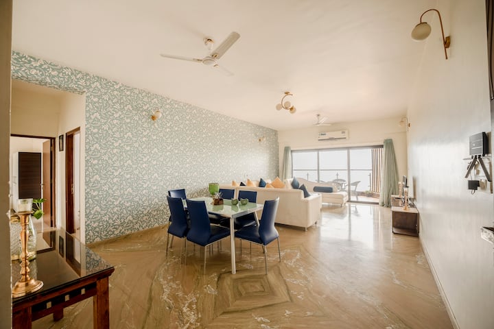 Majestic Ocean View 2bhk | Dona Paula | Mirashya - Goa