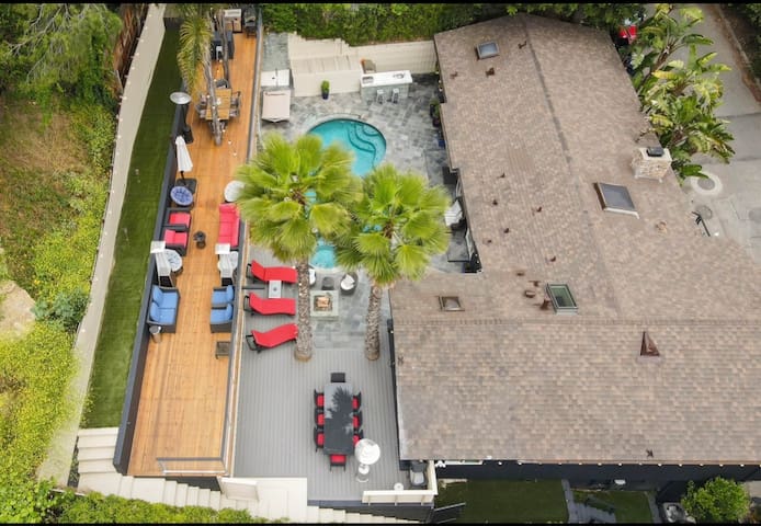 Hollywood Hills Villa
