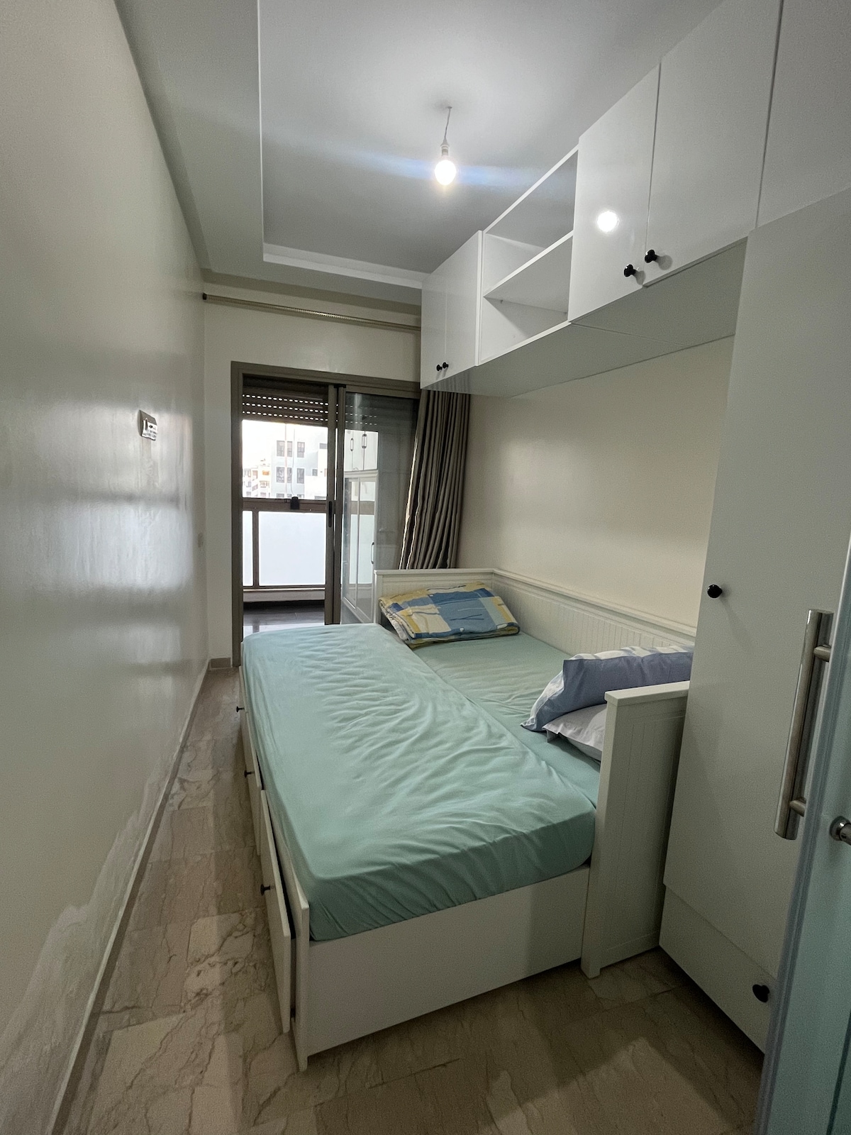 Condo in Casablanca  477  1 bedroom  1 bed  1 shared bath - image 4