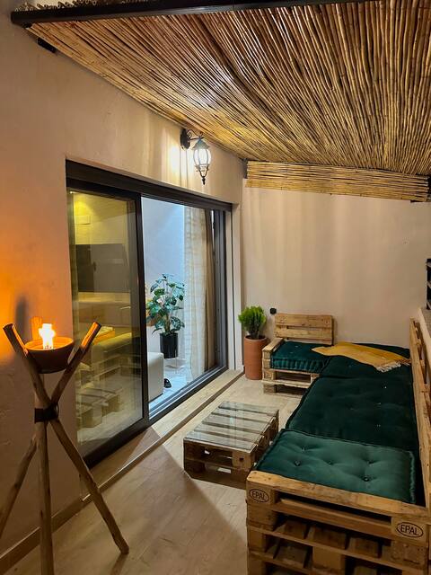 Classy Mountain View Apartment with terrace