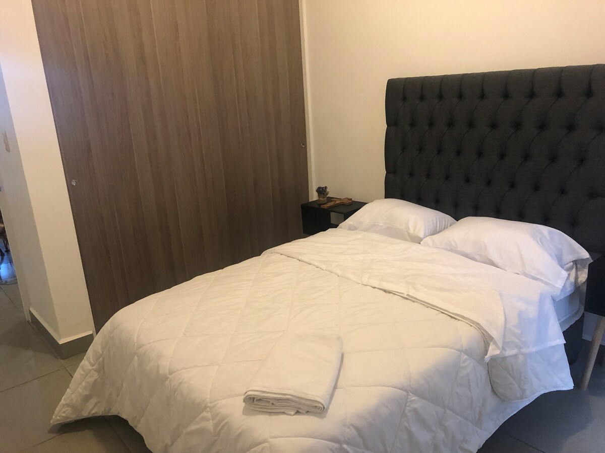 საძინებელი 1