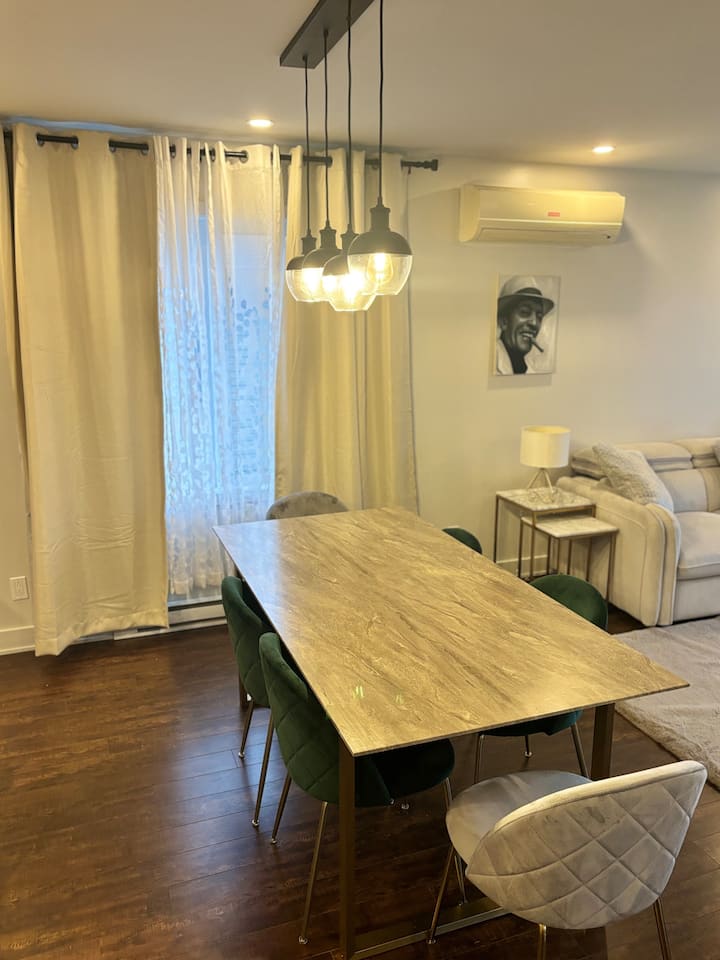 Luxueux Condo Près De La Place Bell - Laval