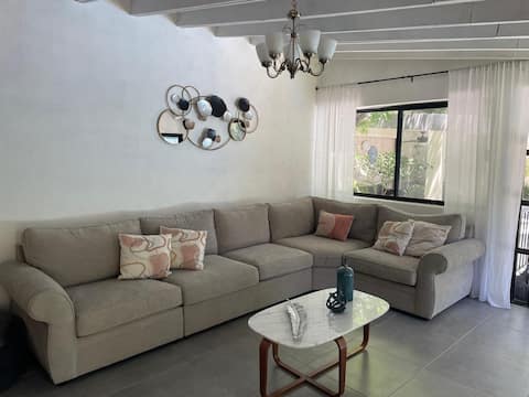 Successful Airbnb property: "The Owls" in Parras De La Fuente