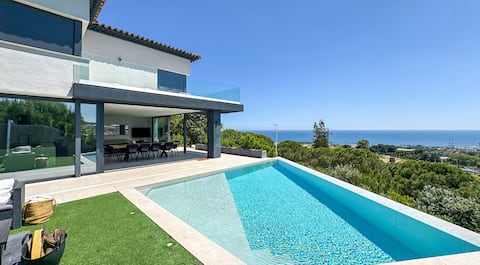 The Sea House Barcelona