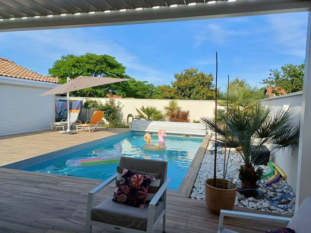 Maison/Villa climatisée avec piscine chauffée gallery image 2