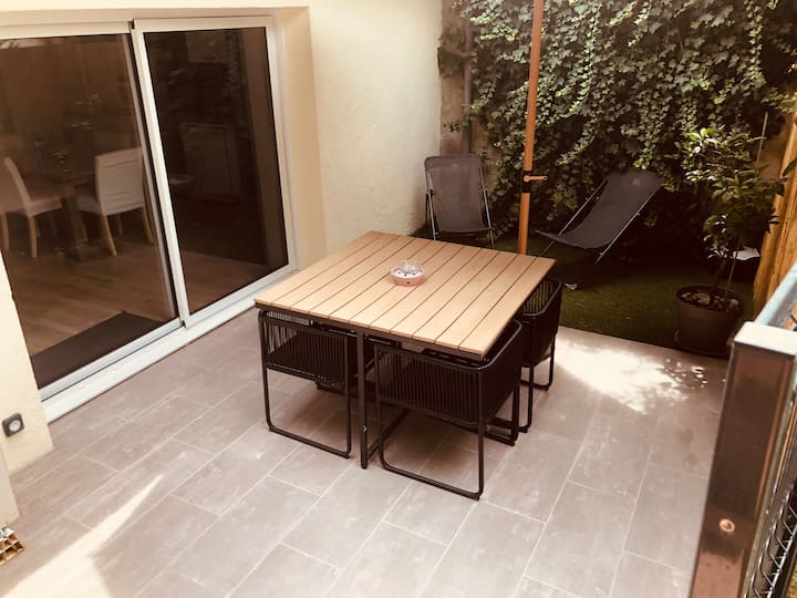 Maison Gîte Du Centre Avec Petit Jardin Privatif - Sète