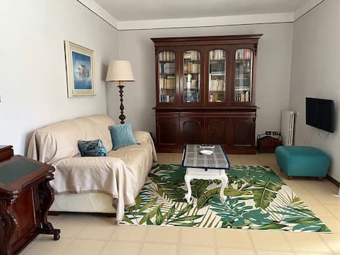 Annuncio Airbnb popolare: House with a swimming pool-Villa S.Giorgio a Sassari