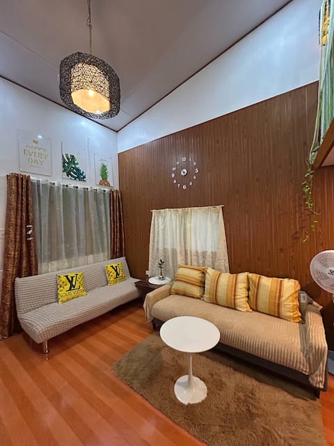 Cozy TinyHouse near SM & Bagasbas Beach w/parking