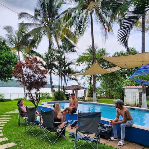 Lagoon house, lakefront, lake, flower route