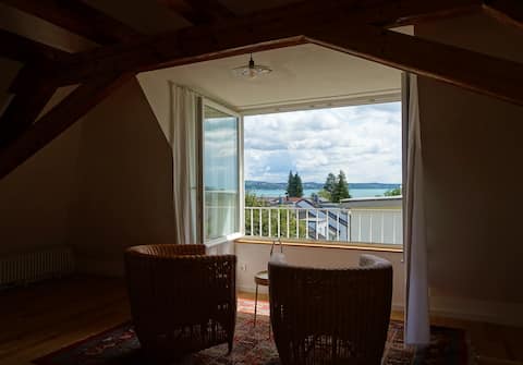Leistungsstarkes Airbnb: Loft with lake view in Konstanz