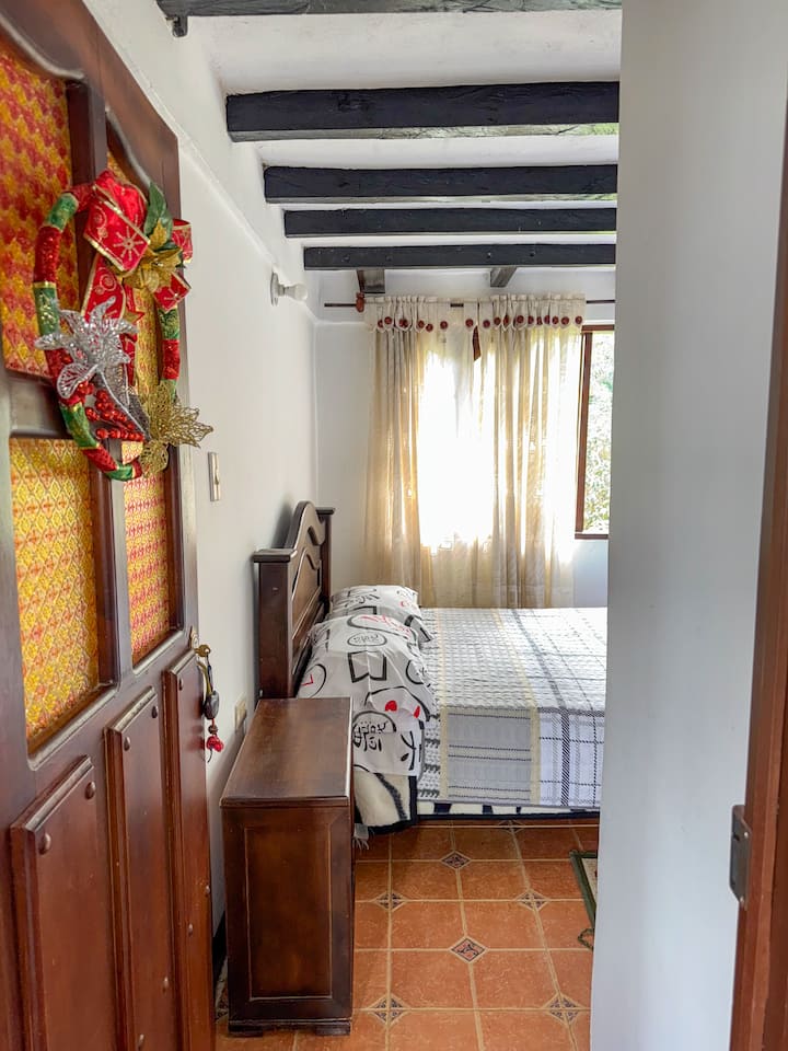 غرفة النوم 2