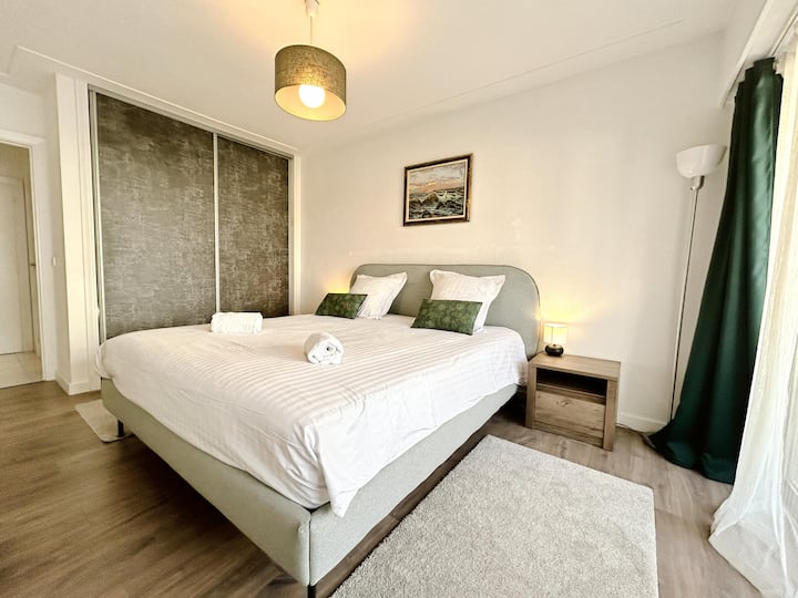מיטת קינג סייז מוארת Chambre