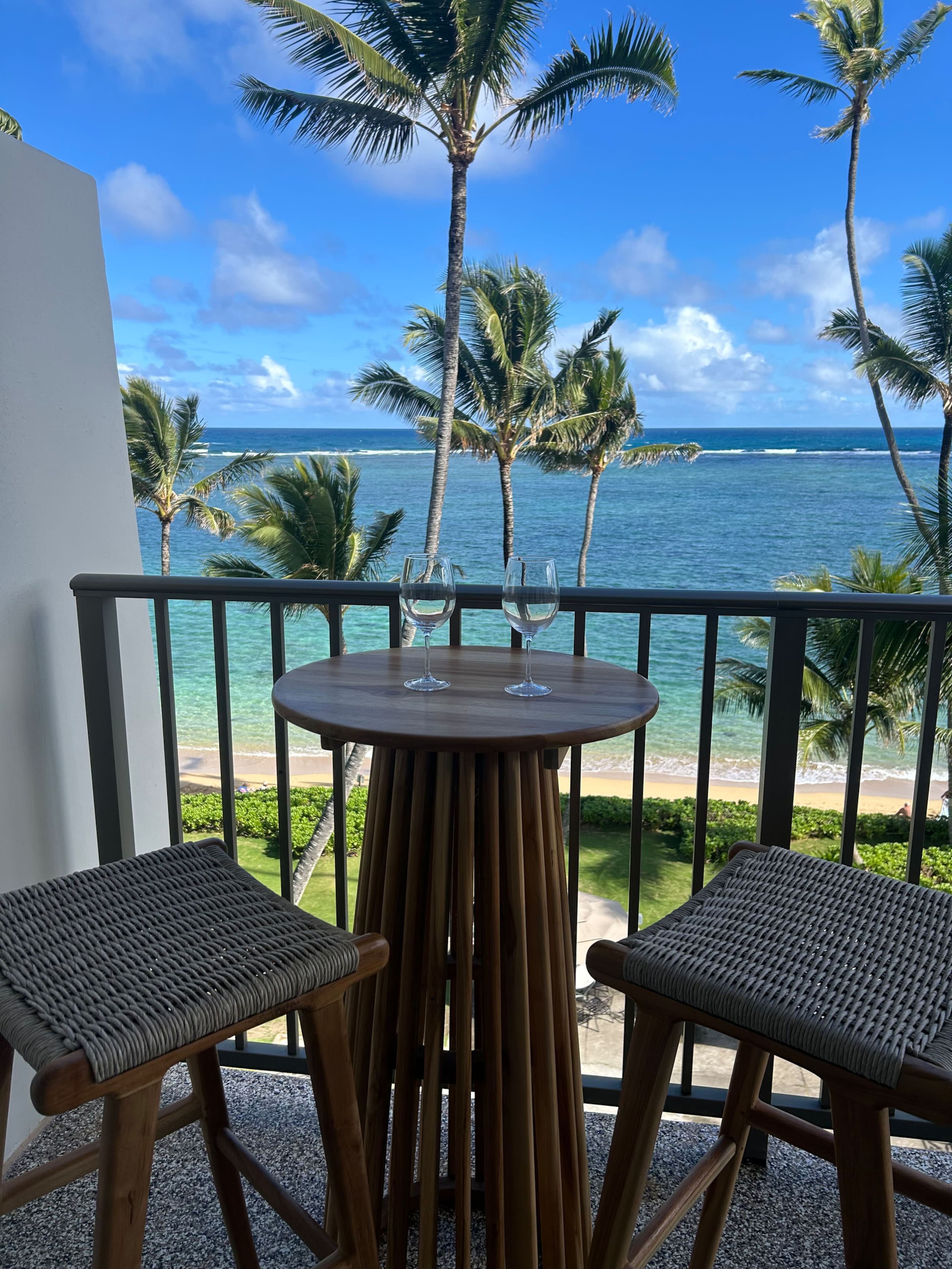 Hawaiian sunrise retreat - Image 6