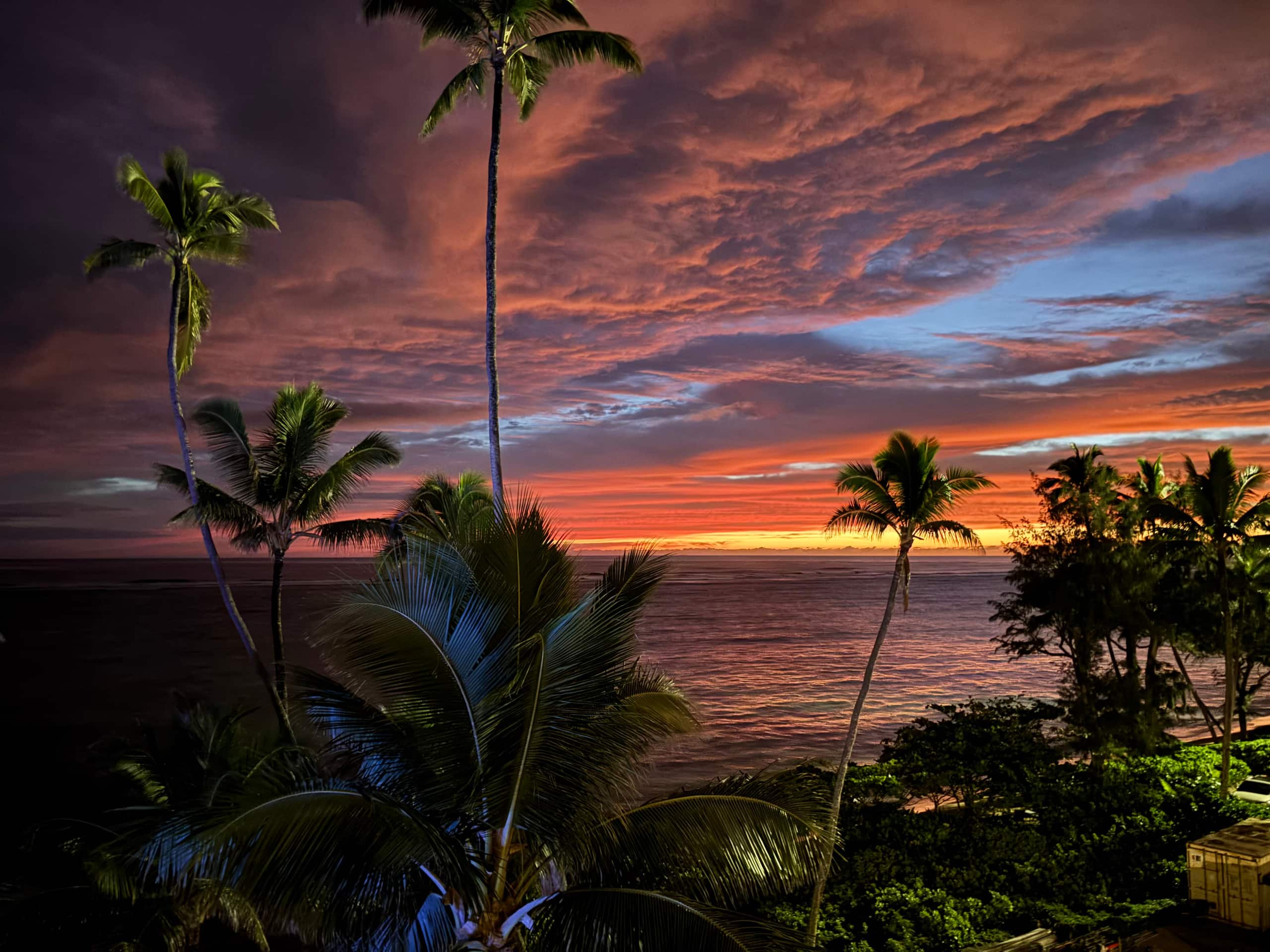 Hawaiian sunrise retreat - Image 13