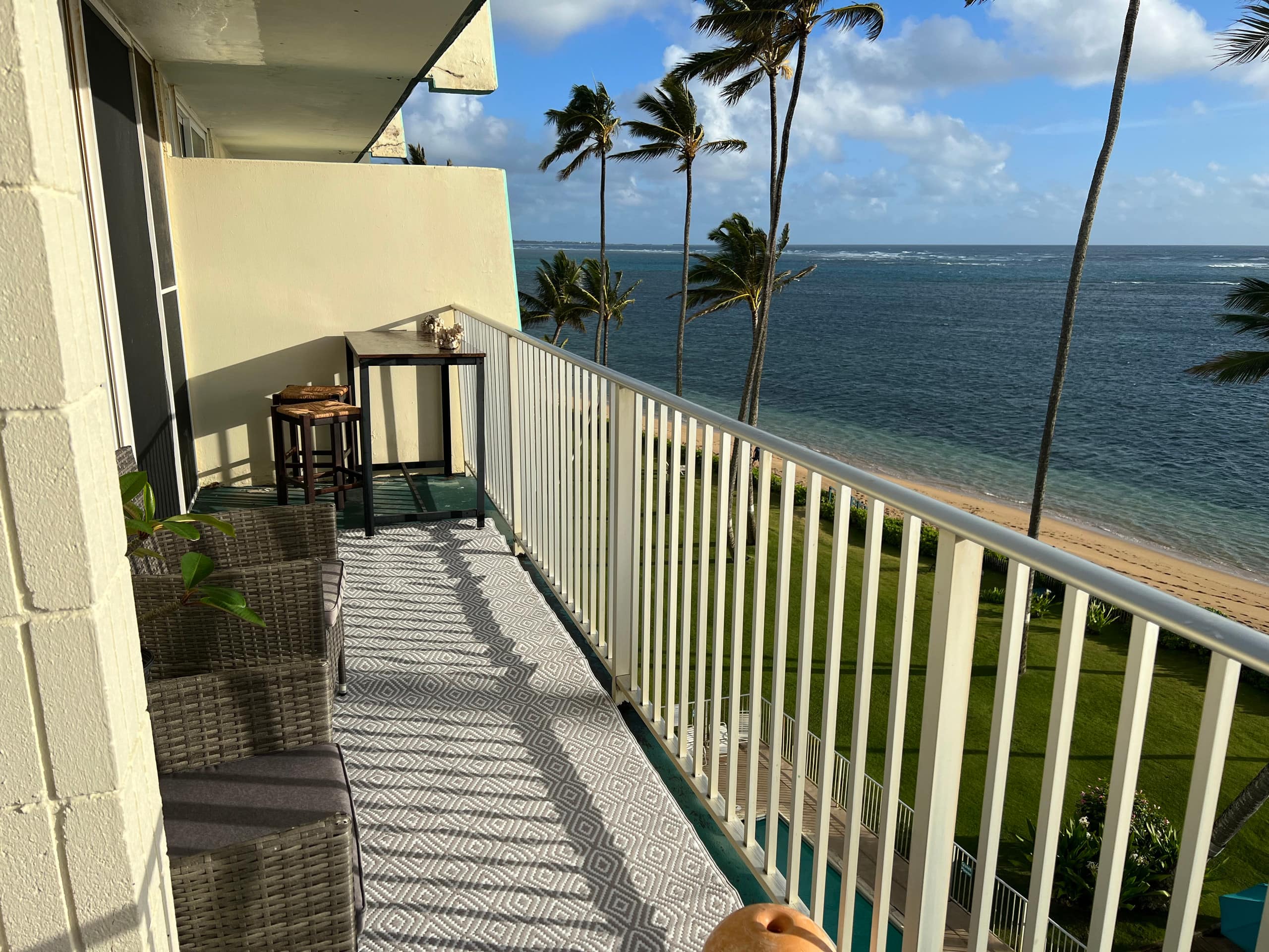 Hawaiian sunrise retreat - Image 9