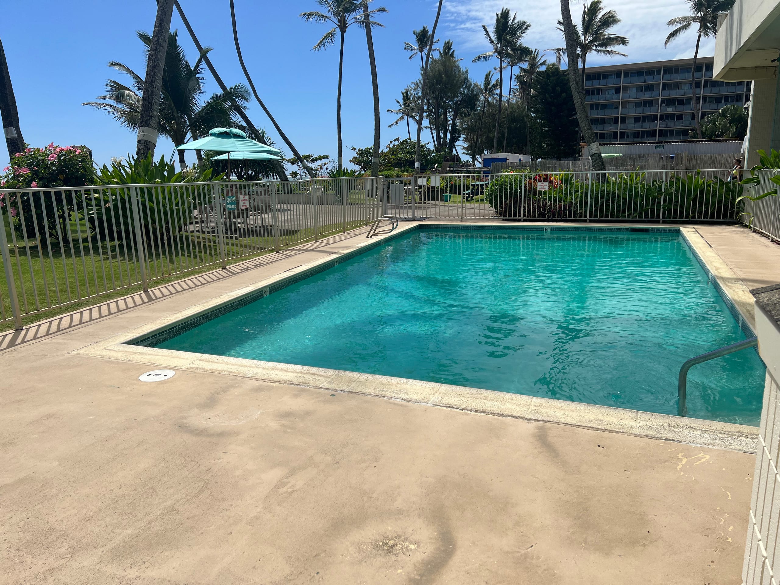 Hawaiian sunrise retreat - Image 7