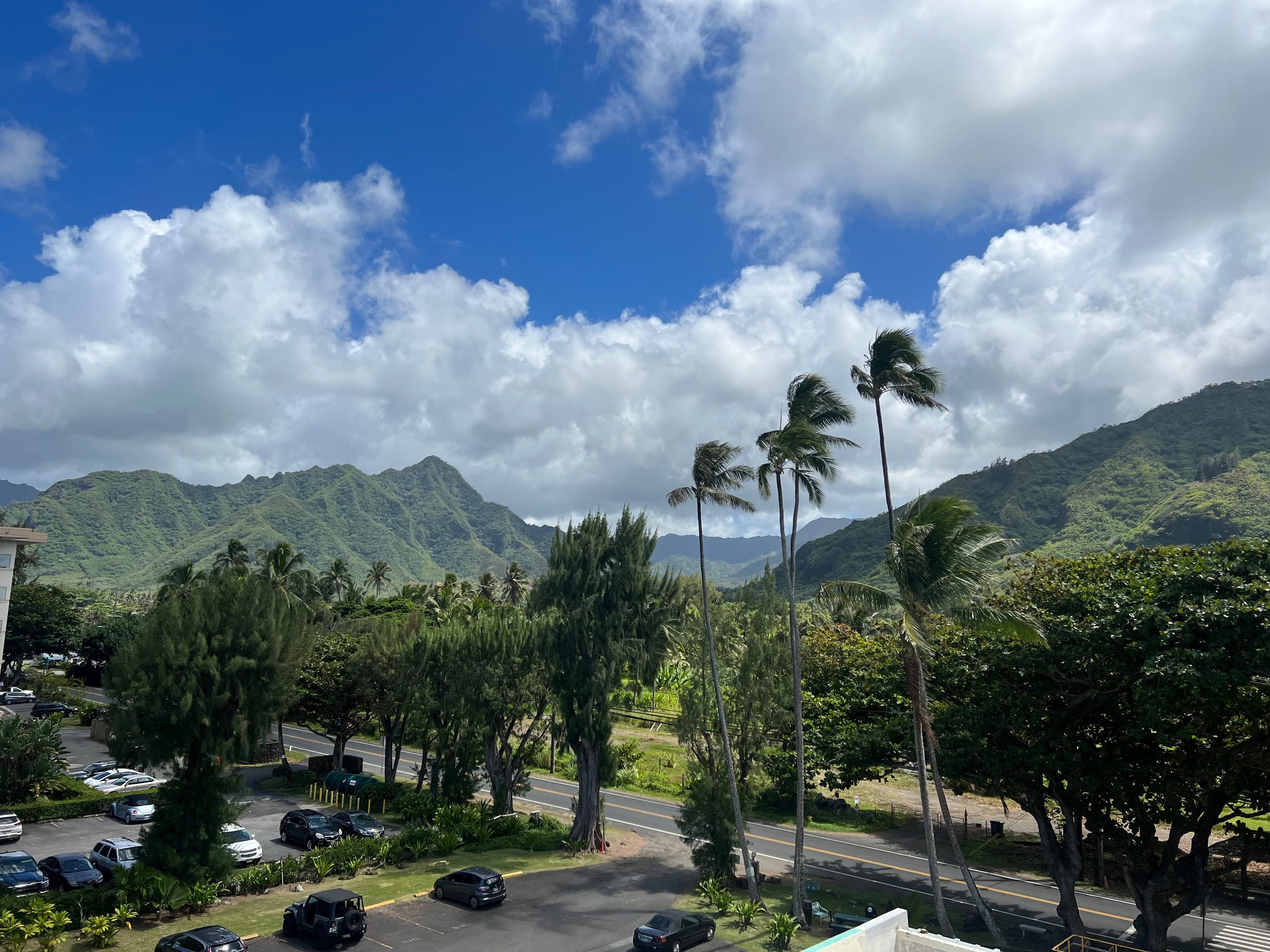 Hawaiian sunrise retreat - Image 12