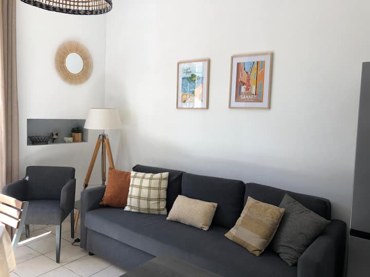 T2 Portissol, Parking Privé, Port & Plage à Pieds. - Var