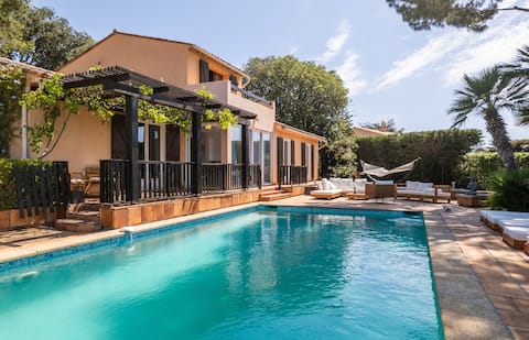 5-Br Villa with sauna swimming pool and sea view