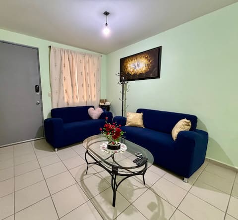 Top performing Airbnb: Rosas de Querétaro. in Vista 2000